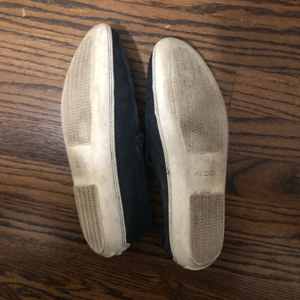 Shoes - Picture 3 of 5